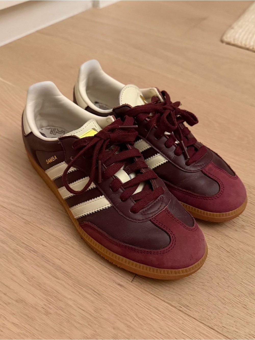 adidas Samba in Burgundy